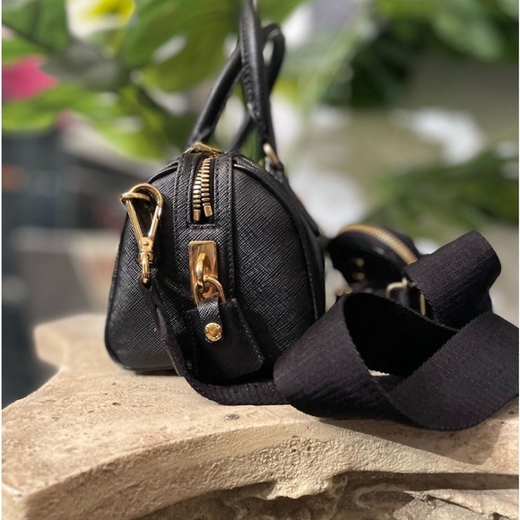 Prada cross body - Picture 2 of 4